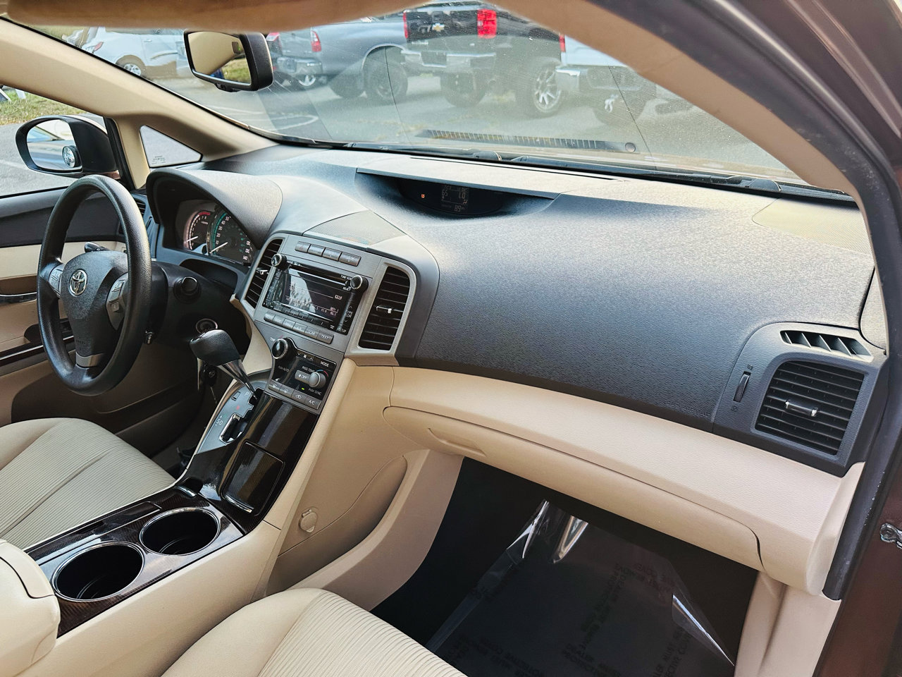 Used 2010 Toyota Venza image 21