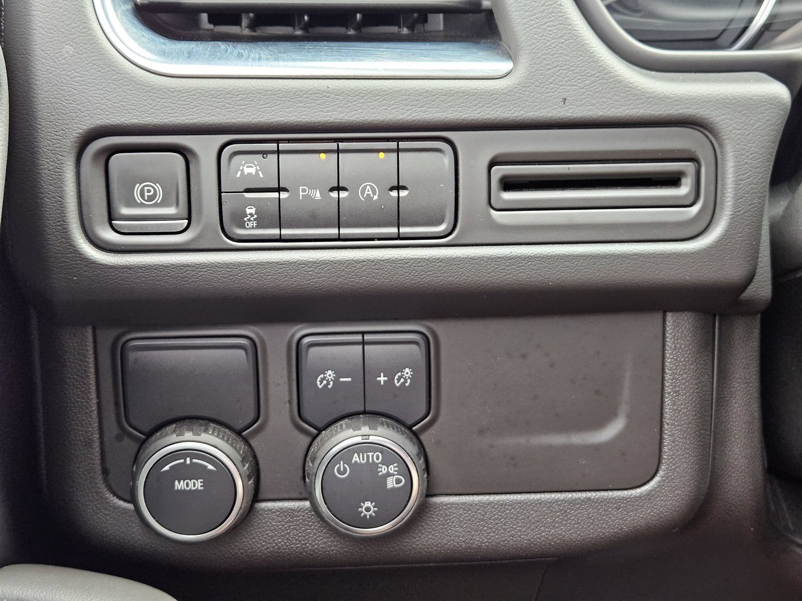 Certified 2023 Chevrolet Tahoe LS RWD image 23