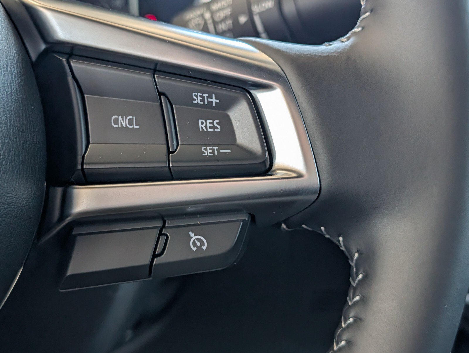 New 2026 MAZDA MX-5 Miata Club w/ Interior Package RWD image 18