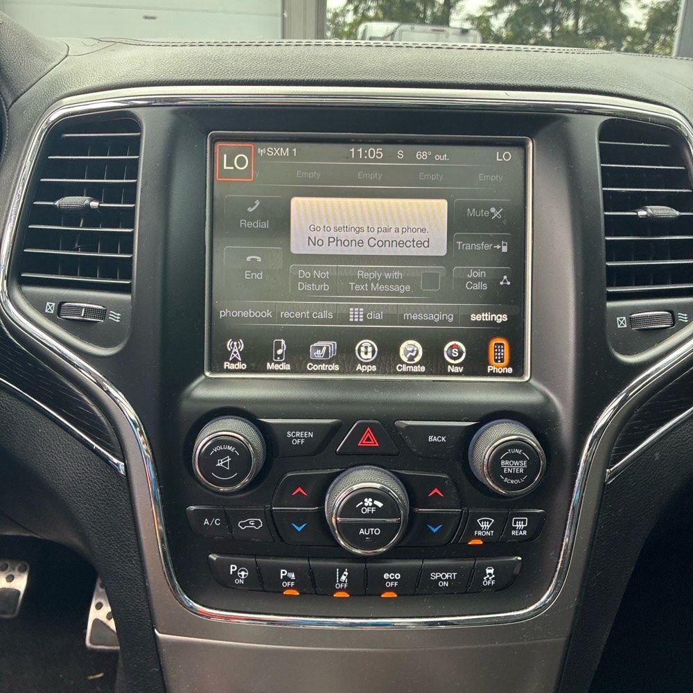 Used 2017 Jeep Grand Cherokee Summit w/ Platinum Appearance Package AWD/4WD image 10