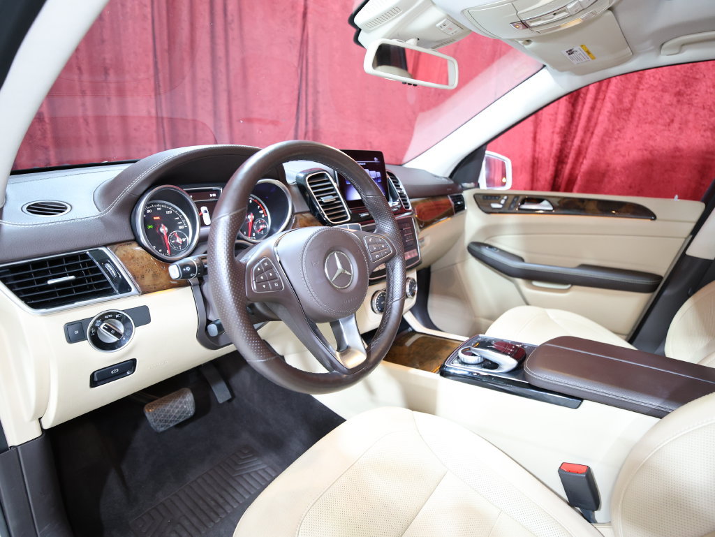 Used 2019 Mercedes-Benz GLS 450 4MATIC image 11
