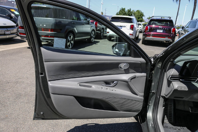 Certified 2026 Hyundai Elantra Sport FWD image 27