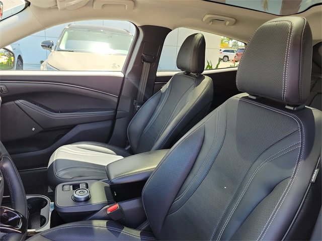 Used 2022 Ford Mustang Mach-E Premium image 11