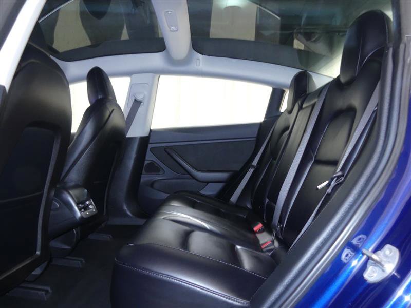 Used 2018 Tesla Model 3 Long Range image 19