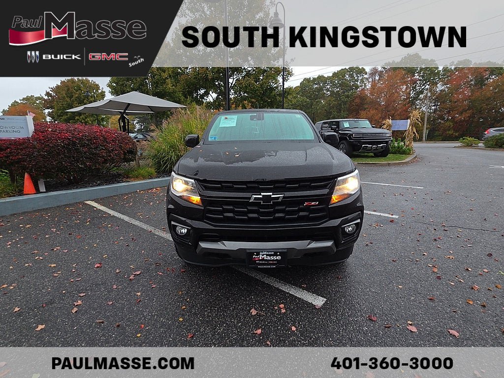 Used 2022 Chevrolet Colorado Z71 w/ Z71 Midnight Edition AWD/4WD image 2