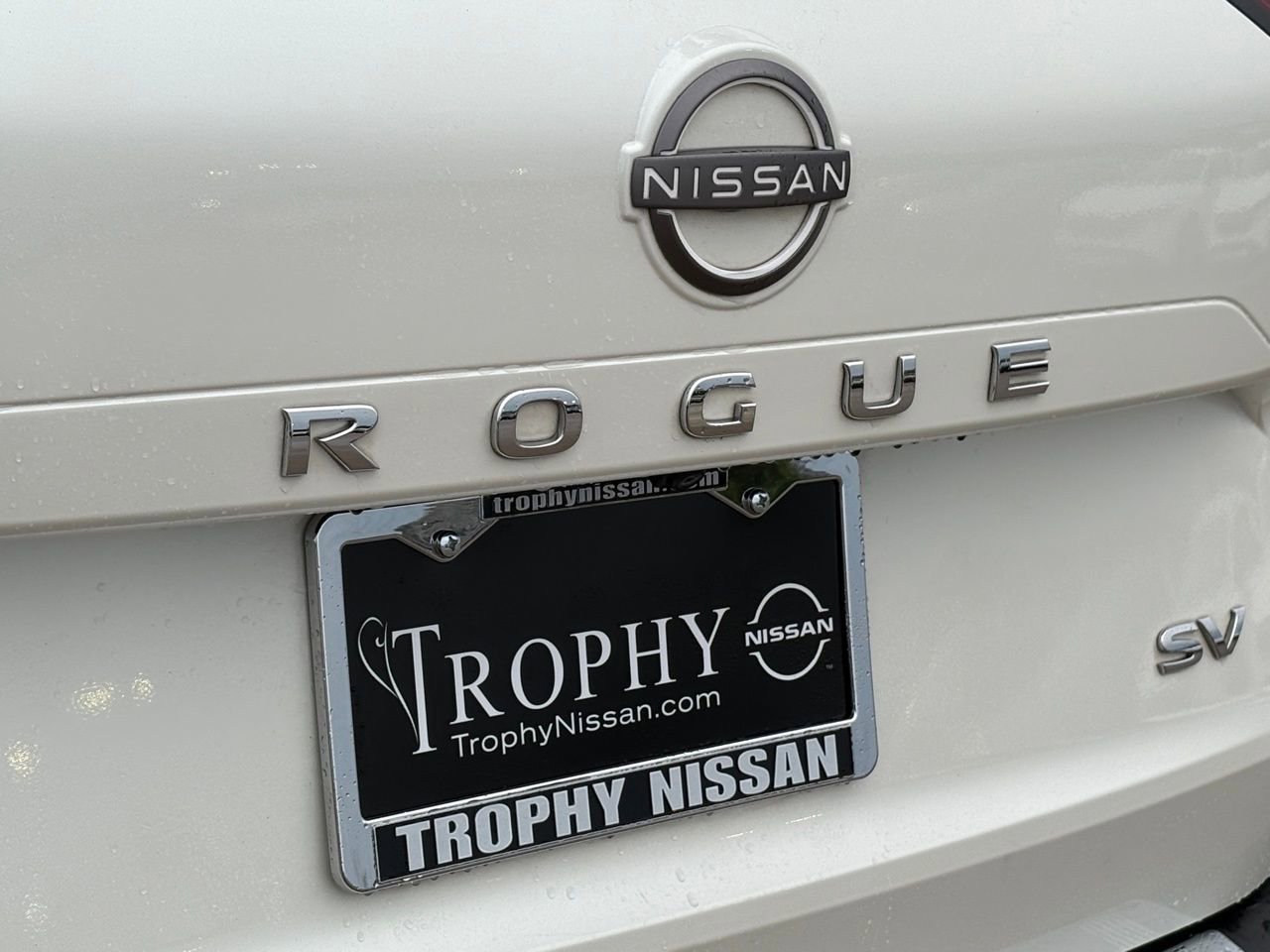 Certified 2023 Nissan Rogue SV image 8