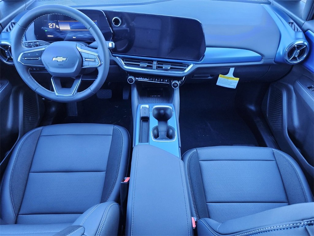 New 2026 Chevrolet Equinox EV LT image 12