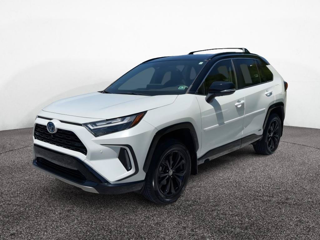 Used 2023 Toyota RAV4 XSE AWD/4WD image 4
