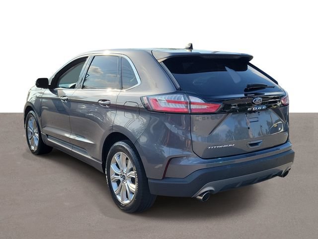Used 2022 Ford Edge Titanium w/ Equipment Group 301A AWD/4WD image 3