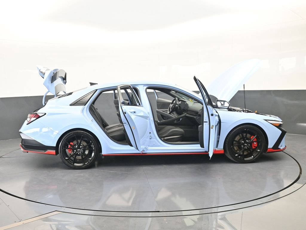 Used 2025 Hyundai Elantra N image 77