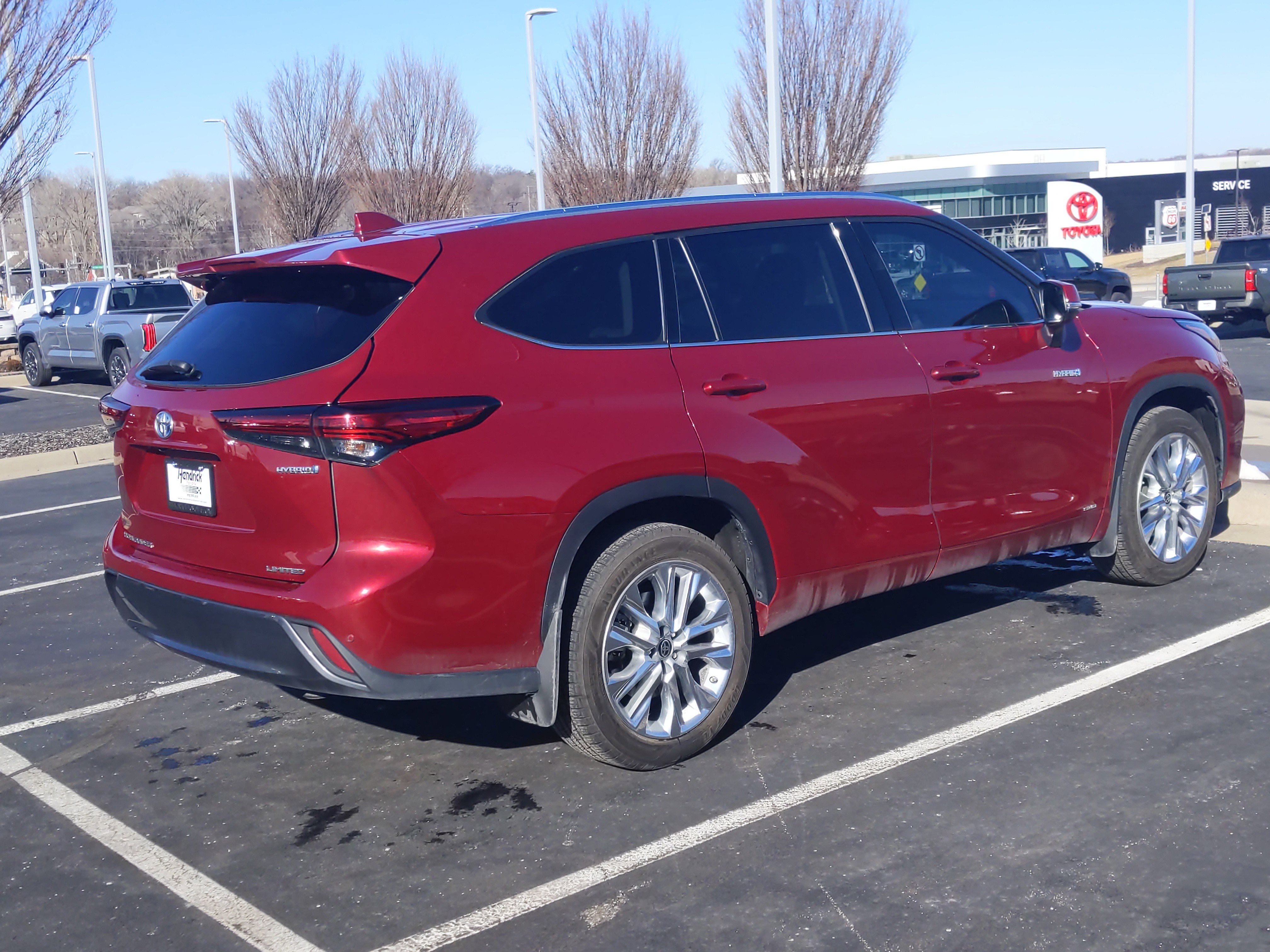 Certified 2021 Toyota Highlander Limited image 10