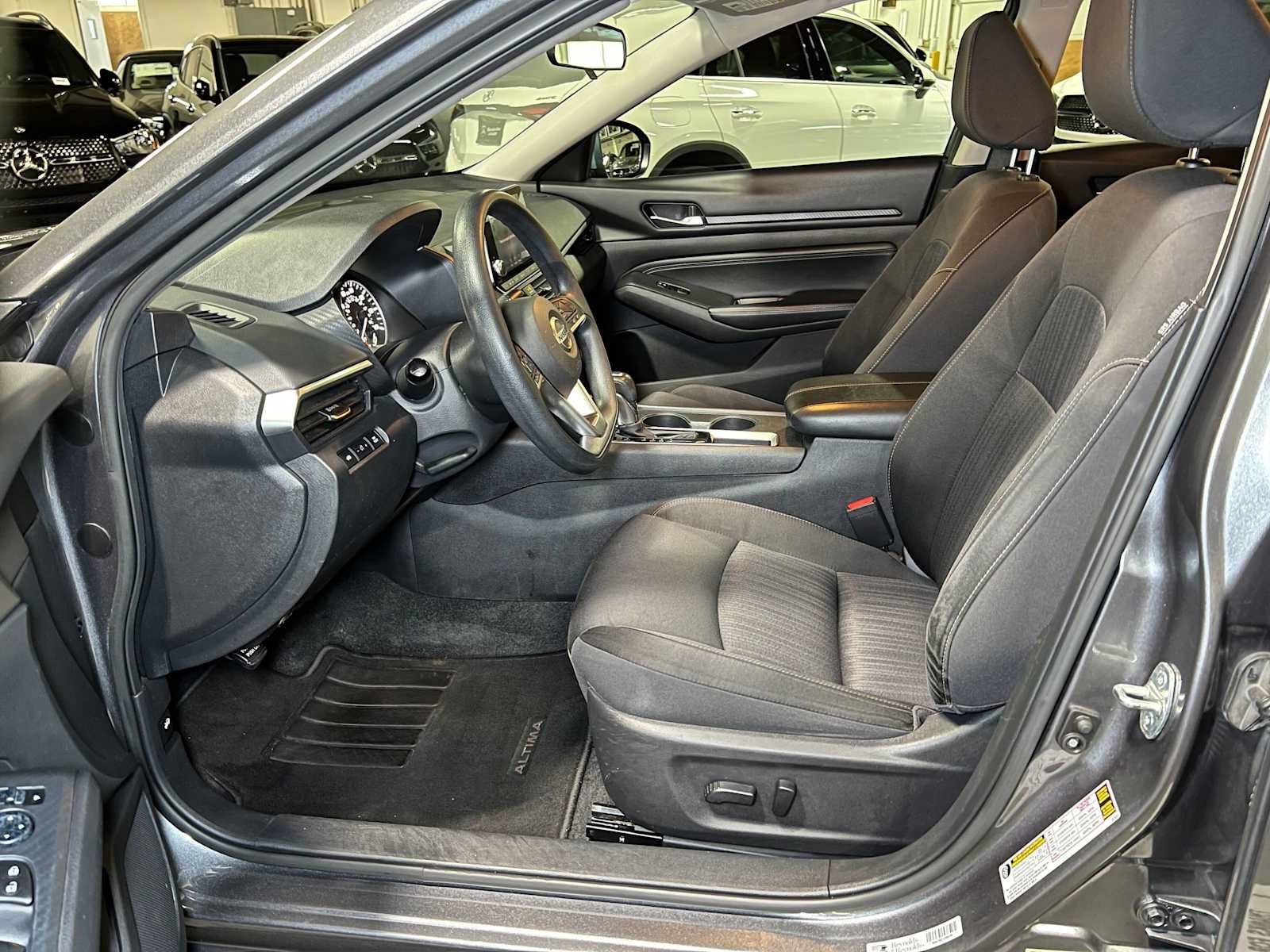 Used 2020 Nissan Altima 2.5 S FWD image 21
