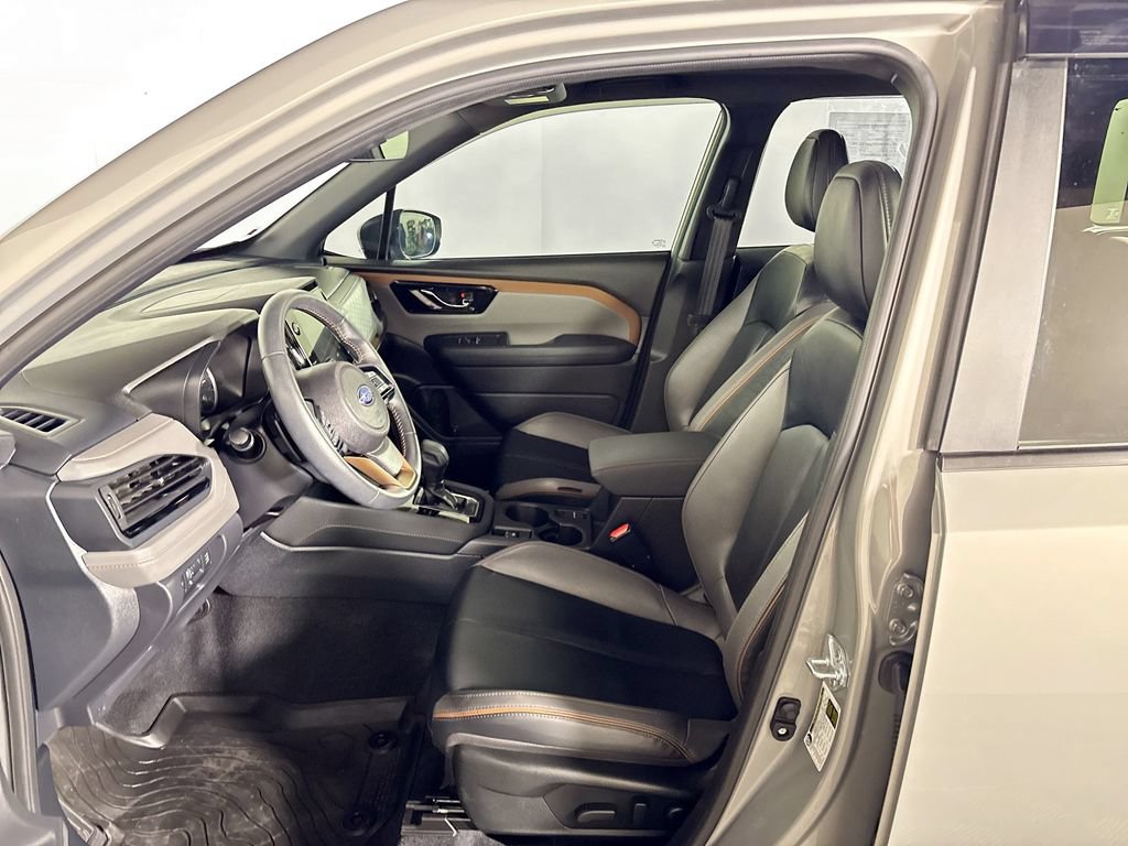 Used 2025 Subaru Forester Sport w/ Popular Package #1 AWD/4WD image 11