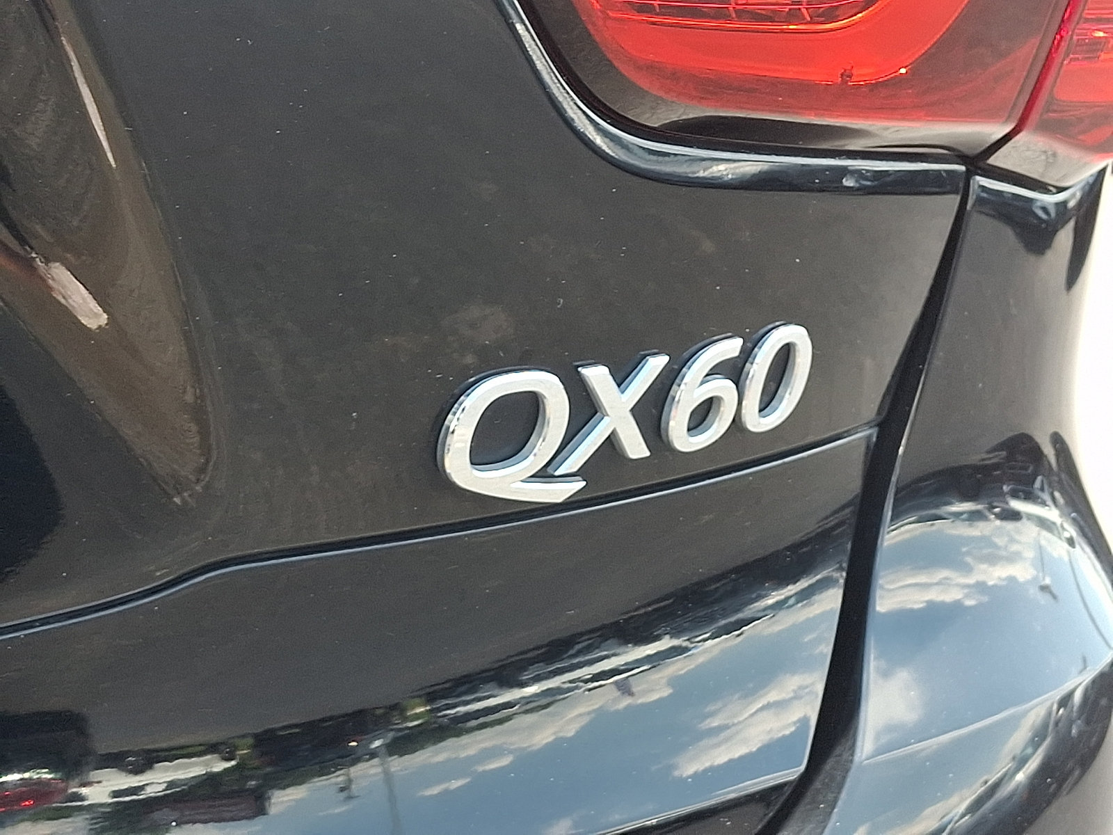 Used 2016 INFINITI QX60 Luxe w/ Premium Plus Package AWD/4WD image 33