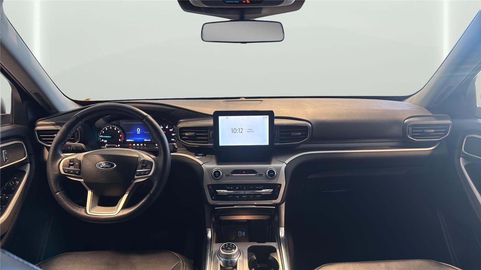 Used 2022 Ford Explorer XLT w/ Equipment Group 202A image 12