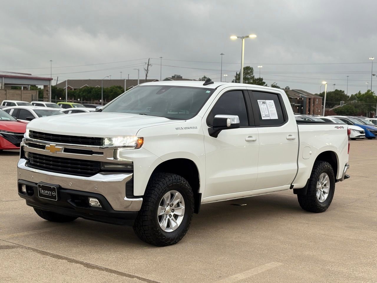 Used 2020 Chevrolet Silverado 1500 LT w/ Convenience Package image 3