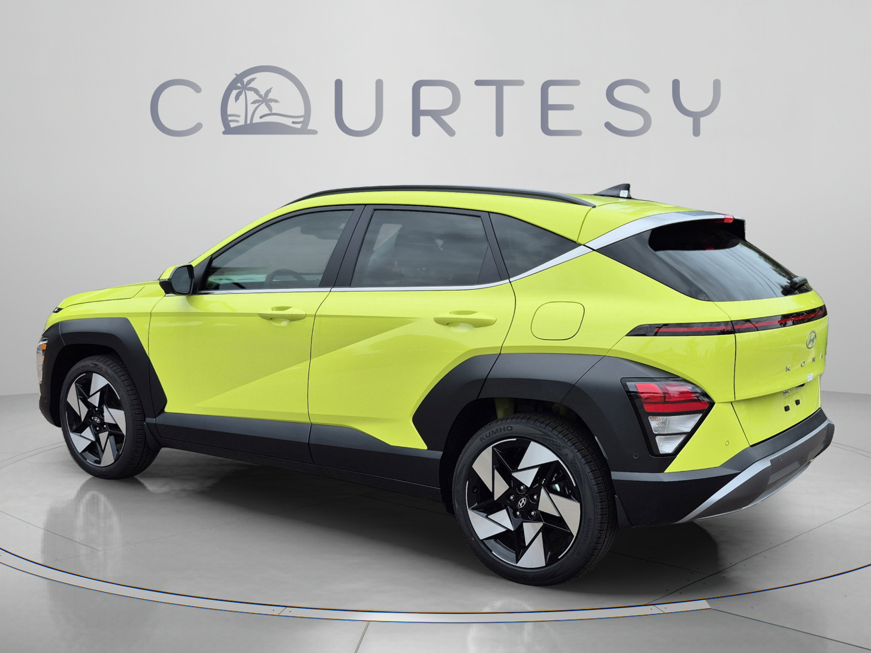 New 2026 Hyundai Kona Limited FWD image 3