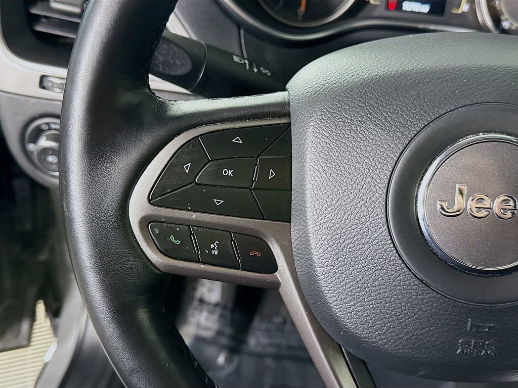 Used 2021 Jeep Cherokee Latitude Lux image 21