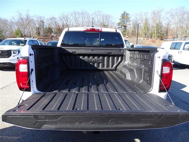 Used 2025 GMC Canyon Elevation image 5