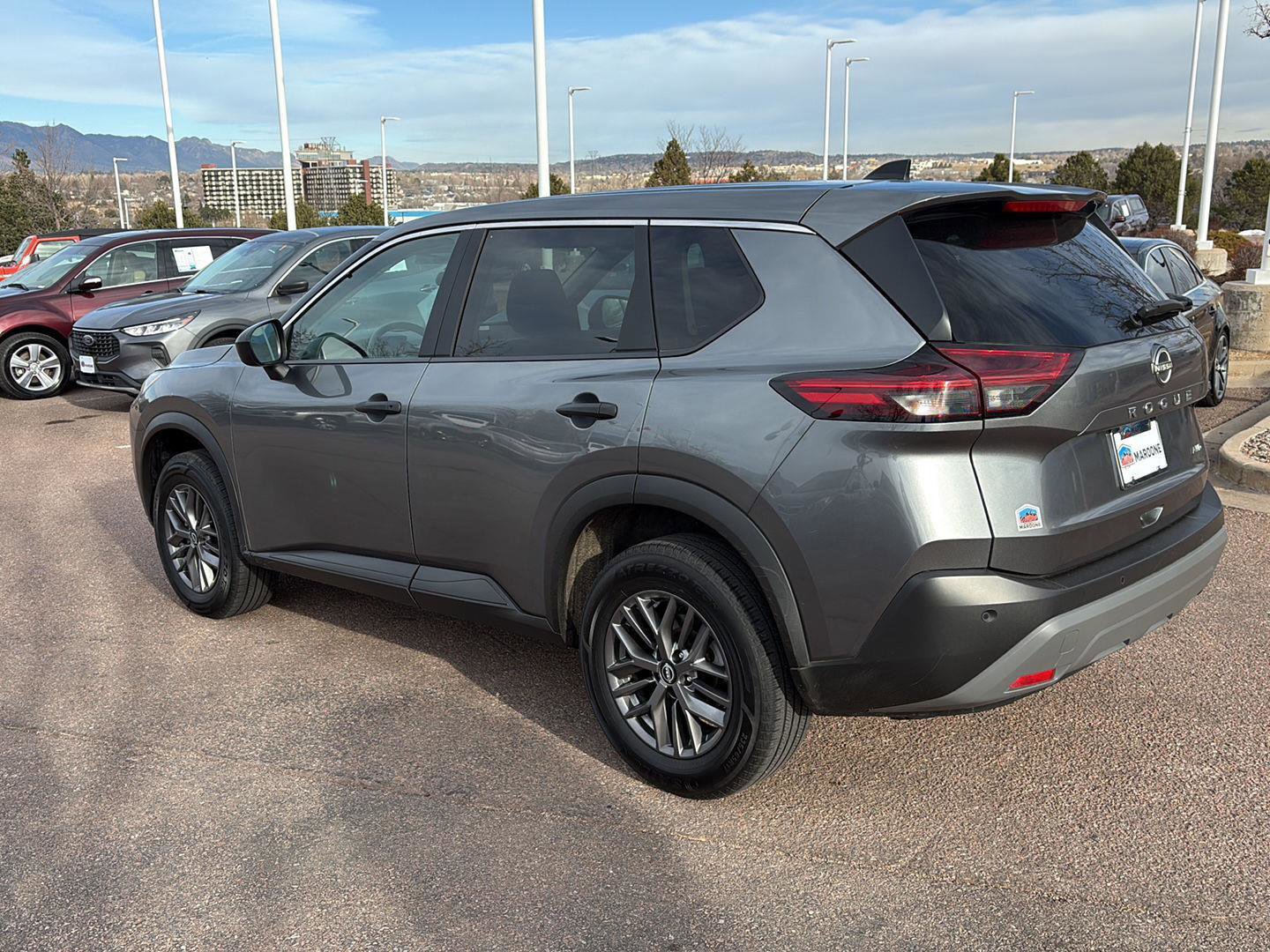 Used 2023 Nissan Rogue S image 22