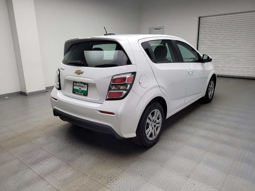 Used 2019 Chevrolet Sonic LT FWD image 9