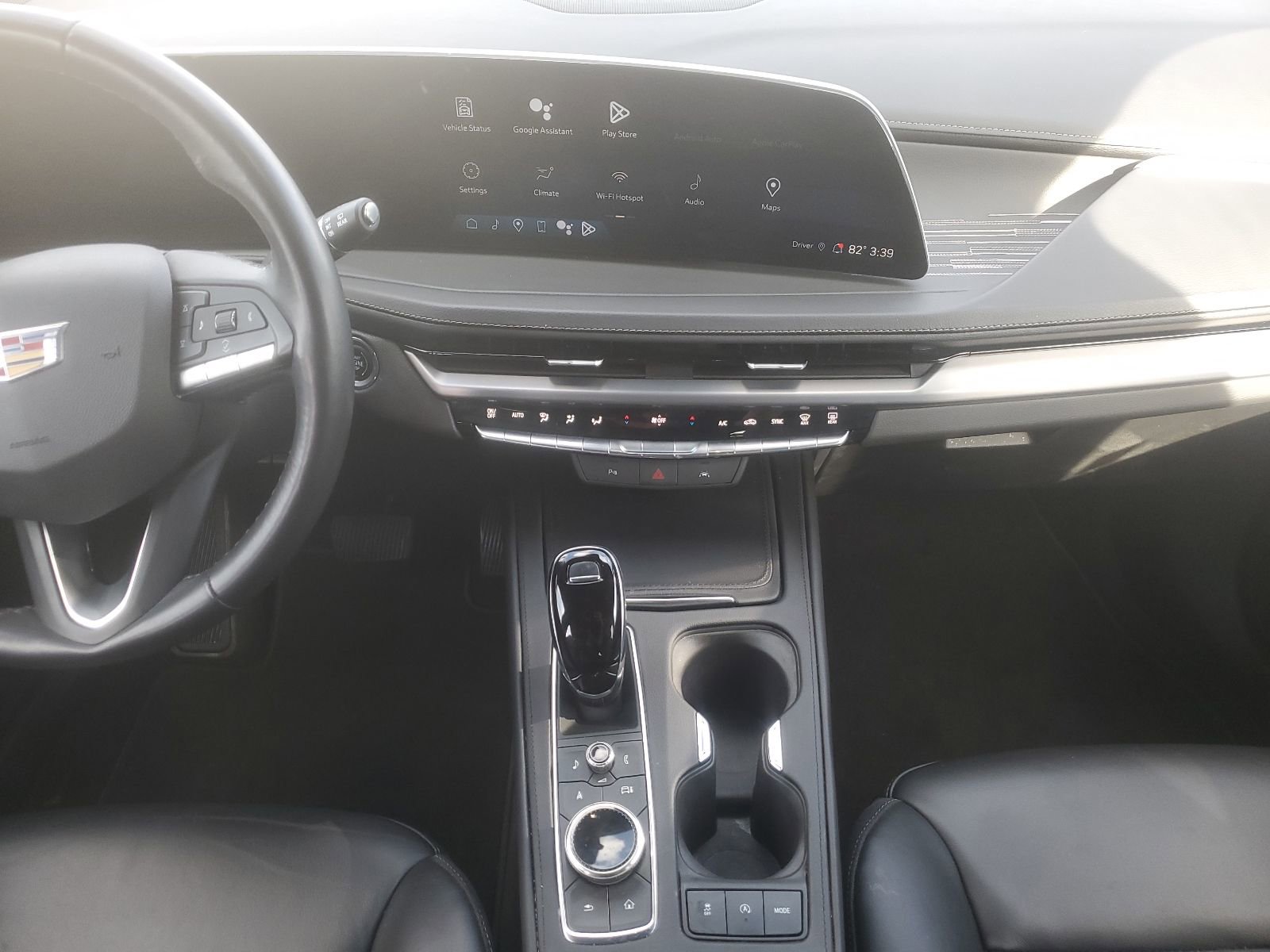 Used 2024 Cadillac XT4 Premium Luxury image 10