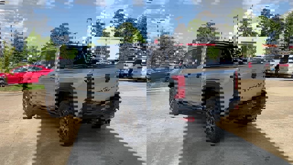 New 2025 Toyota Tacoma Trailhunter image 4