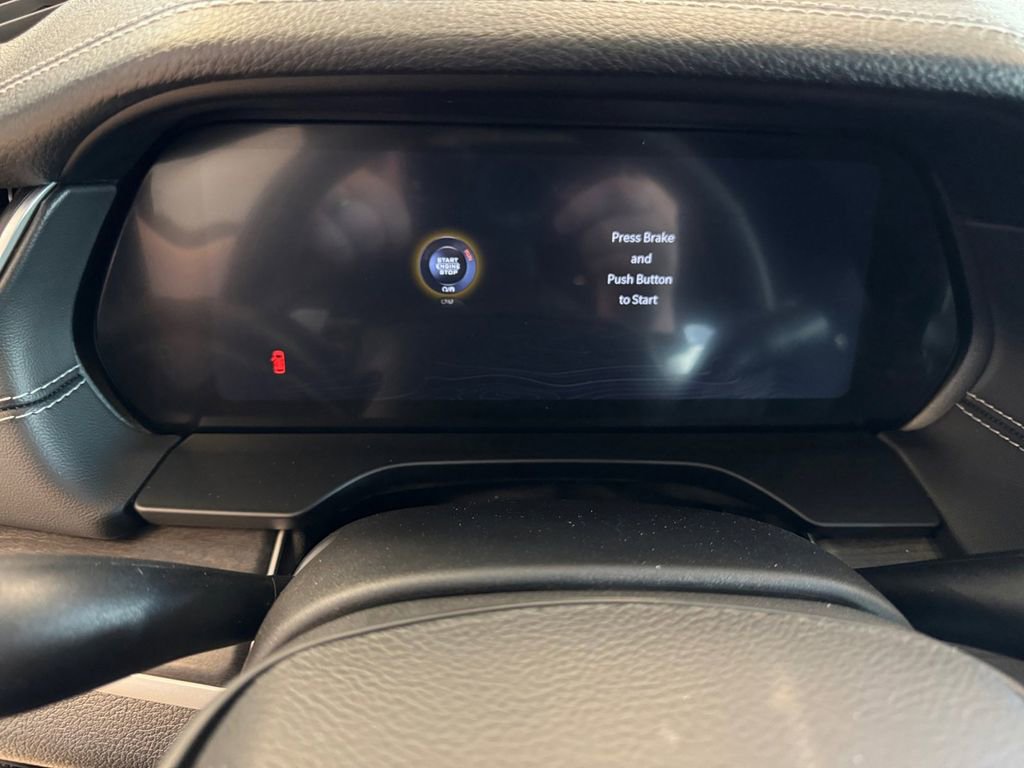 Used 2024 Jeep Grand Cherokee Limited w/ Luxury Tech Group II image 14