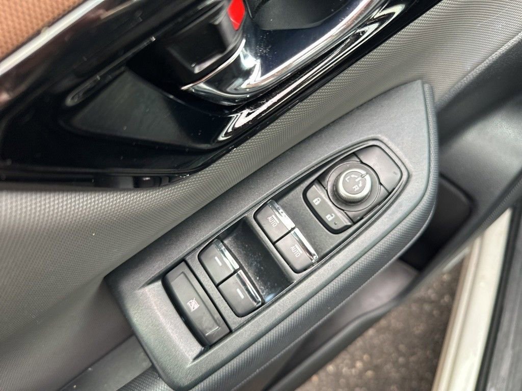 Used 2025 Subaru Forester Sport w/ Popular Package #2 image 14