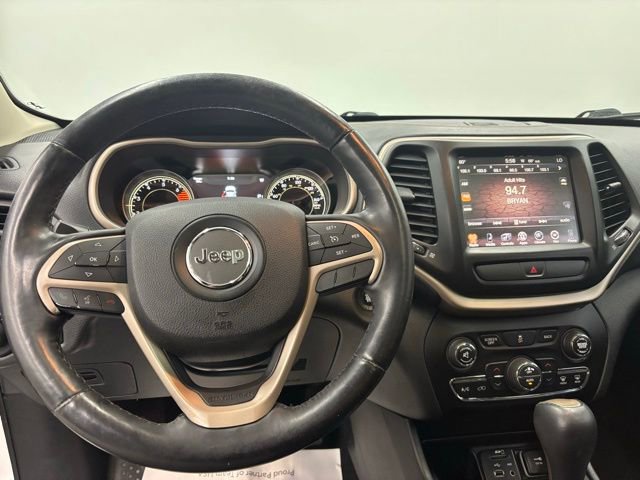 Used 2016 Jeep Cherokee High Altitude image 18