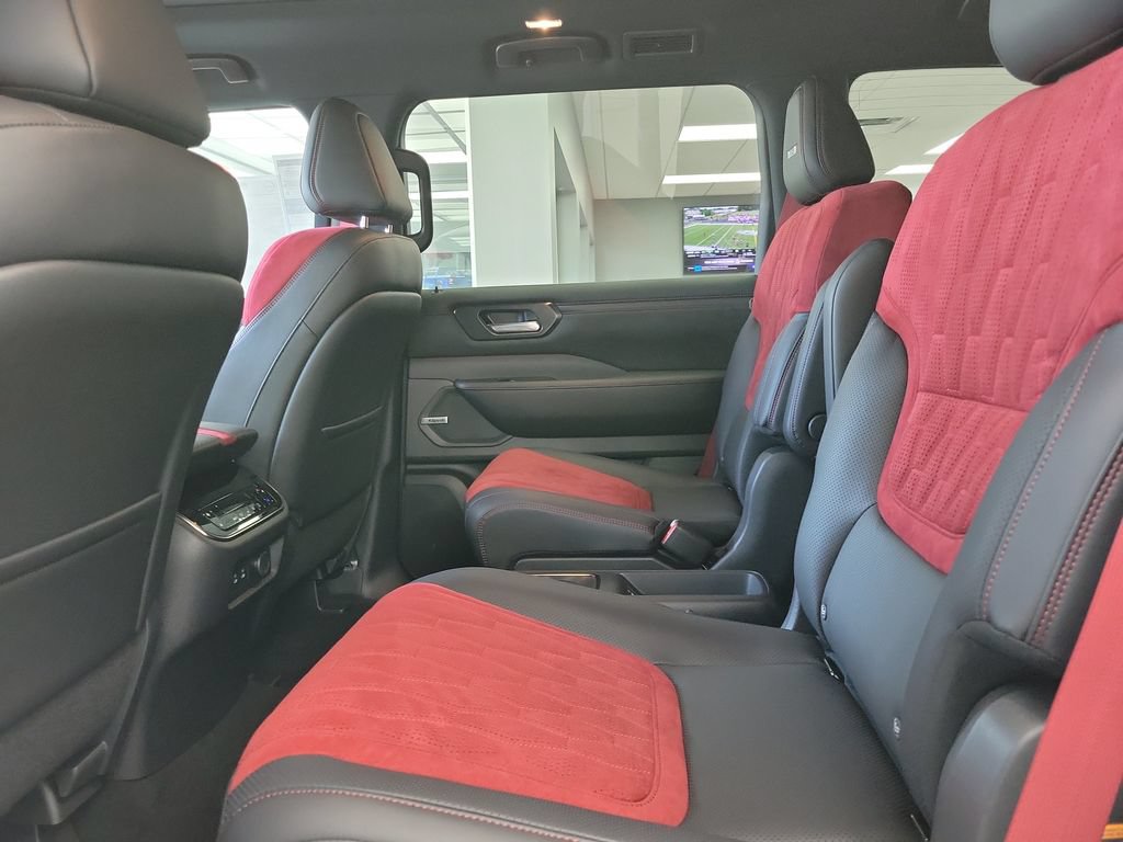 New 2026 Nissan Armada NISMO AWD/4WD image 13