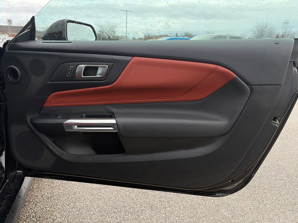 Used 2025 Ford Mustang GT Premium RWD image 15