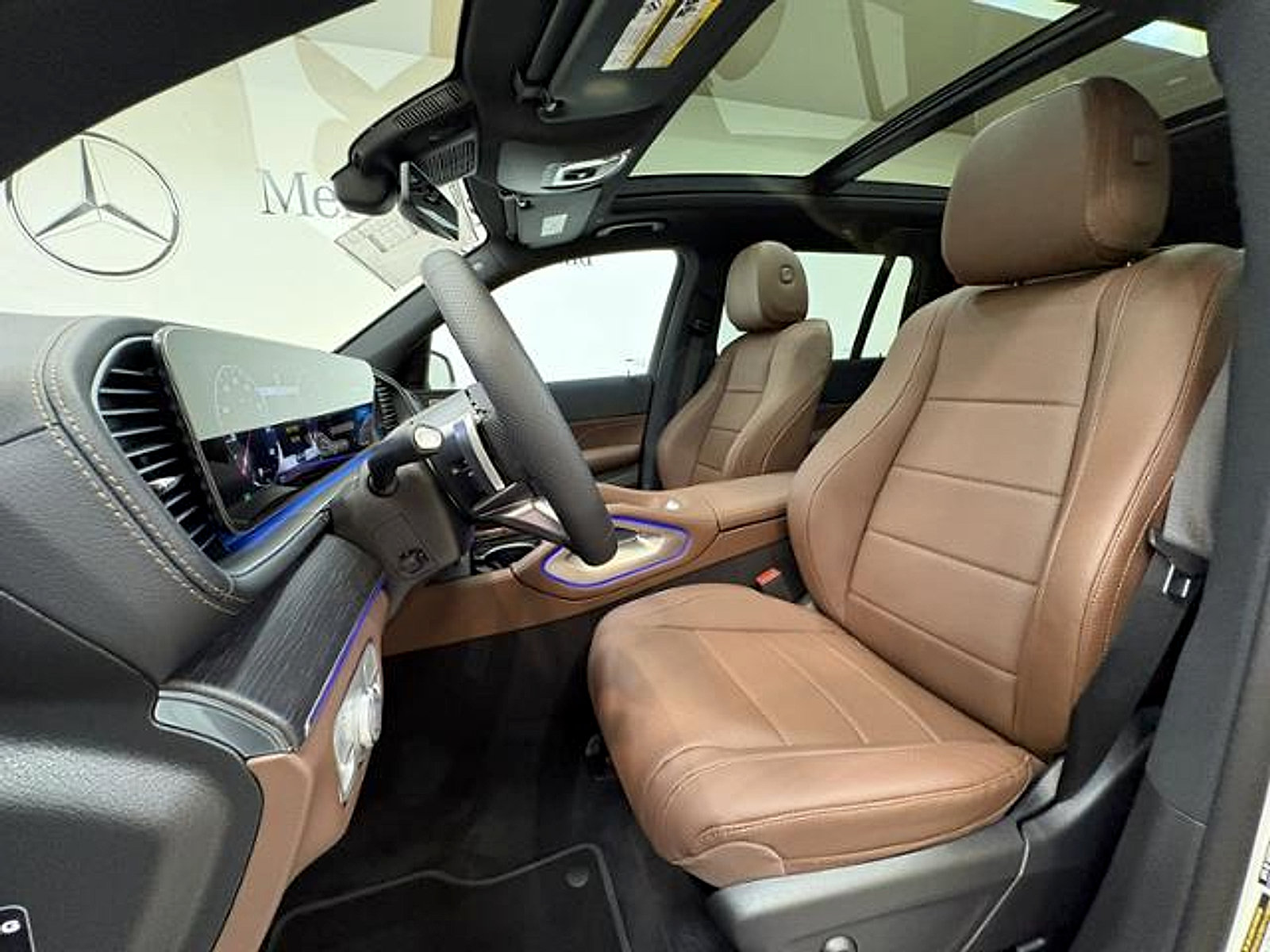 New 2026 Mercedes-Benz GLS 450 4MATIC image 9