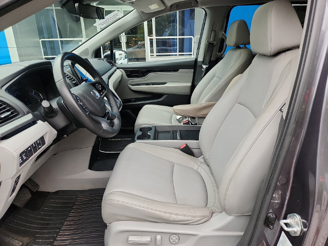 Used 2023 Honda Odyssey Touring image 13