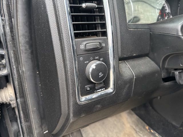 Used 2018 RAM 2500 Laramie image 17