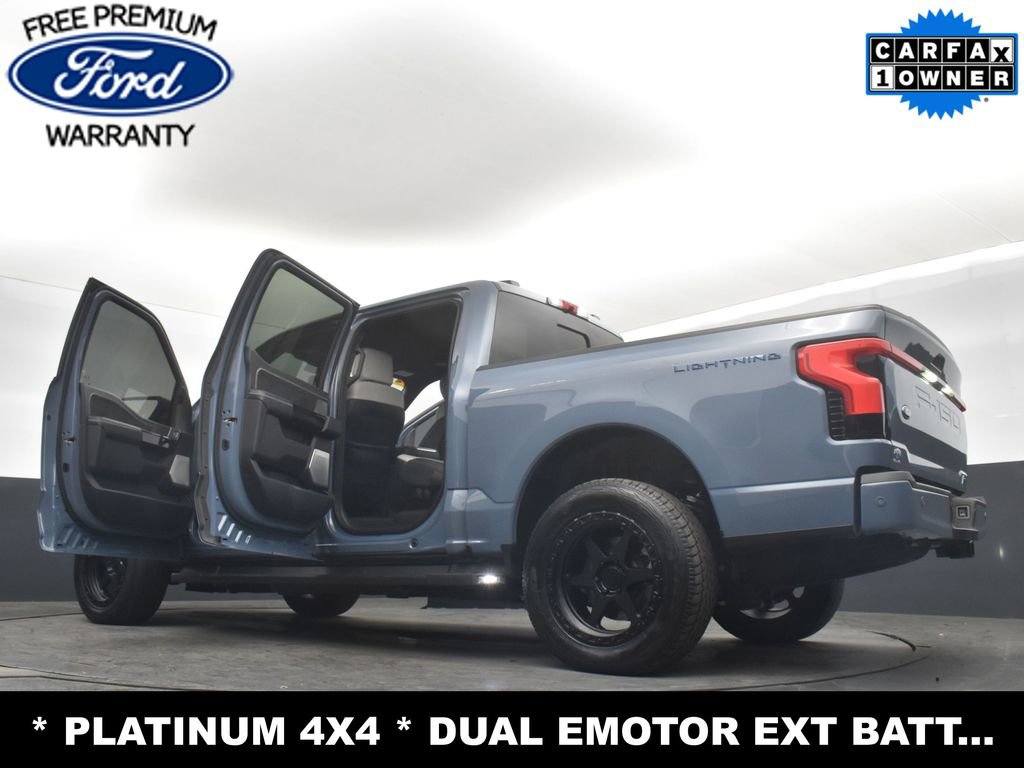 Used 2023 Ford F150 Lightning Platinum image 38