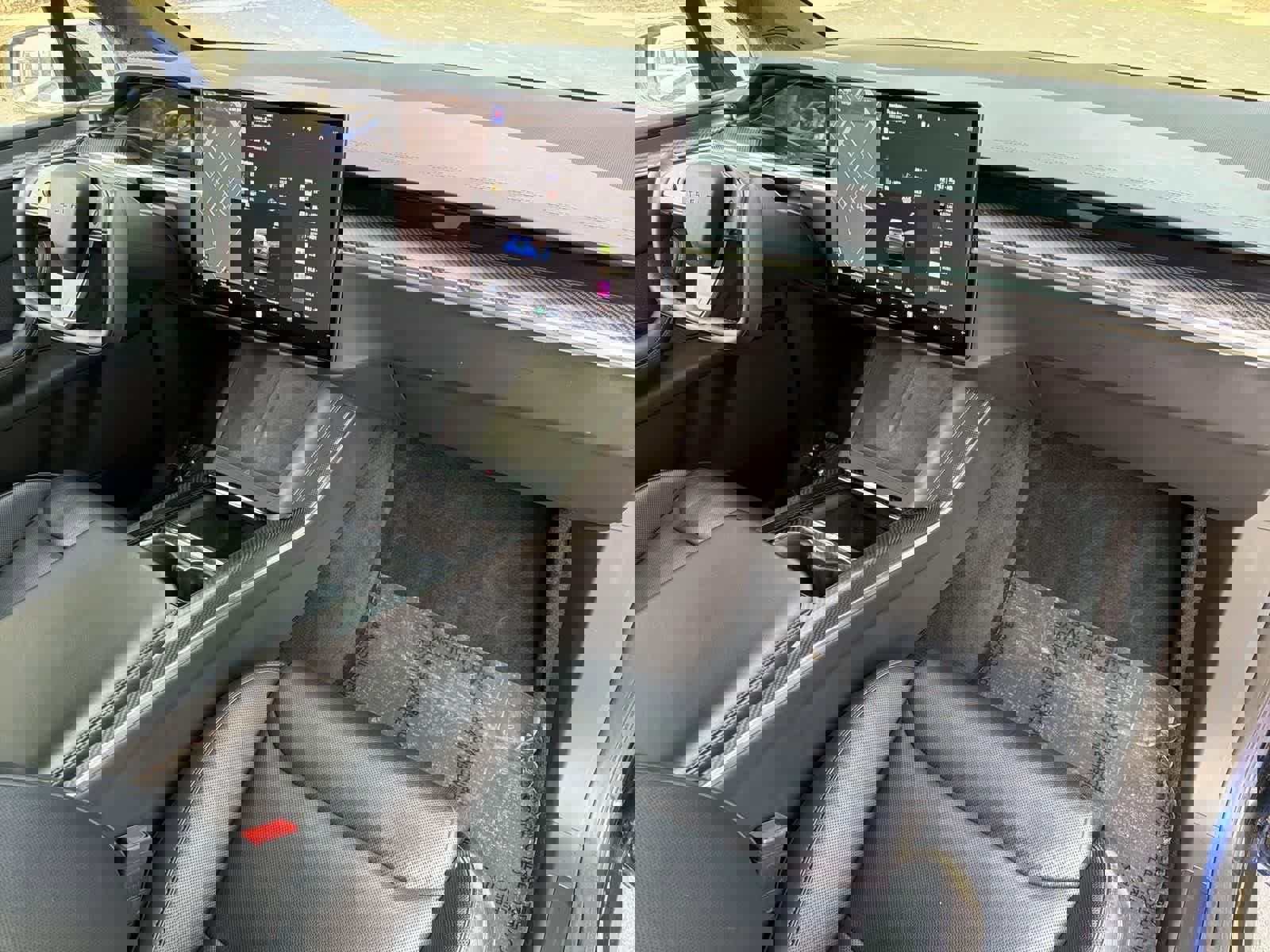 Used 2022 Tesla Model X Plaid image 38