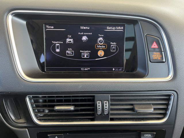 Used 2016 Audi Q5 2.0T Premium Plus w/ Technology Package image 18