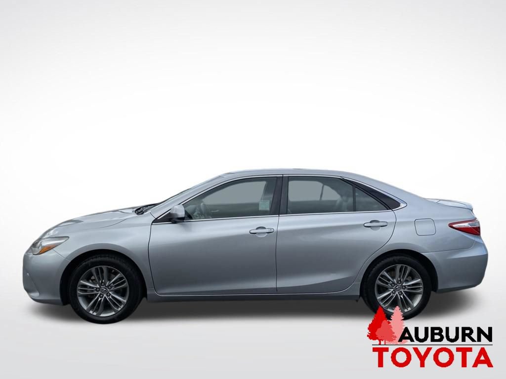 Used 2015 Toyota Camry SE FWD image 4