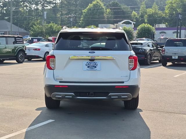 Used 2023 Ford Explorer XLT w/ Equipment Group 202A AWD/4WD image 12