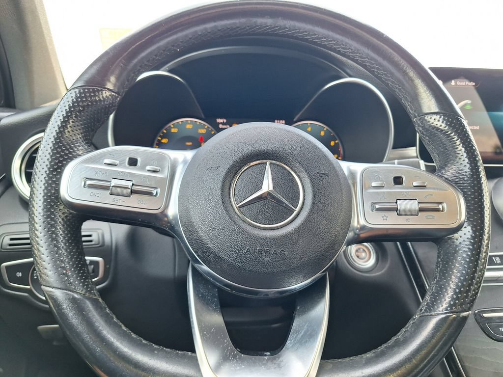 Used 2022 Mercedes-Benz GLC 300 image 18