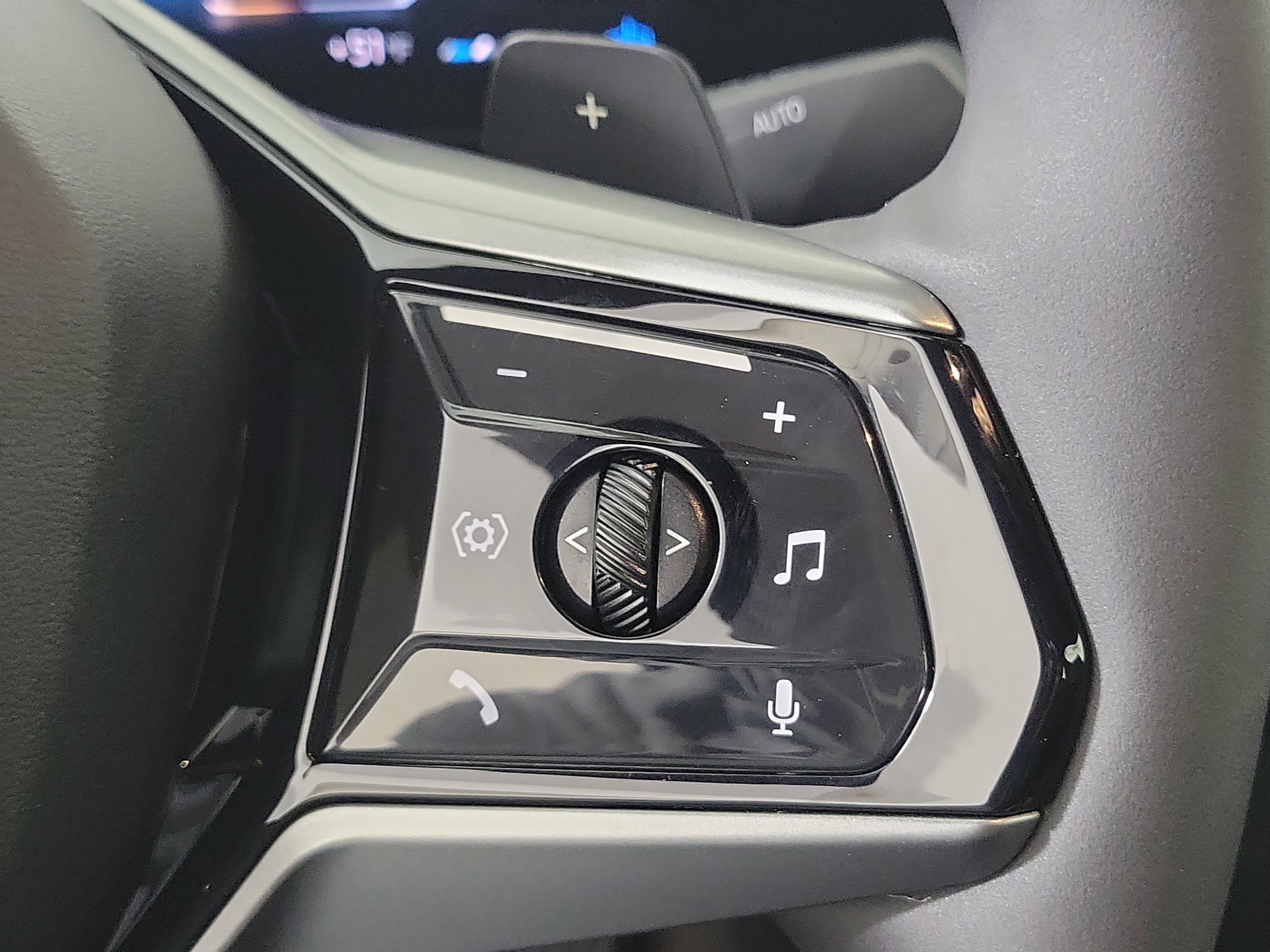 New 2026 BMW 530i xDrive AWD/4WD image 14