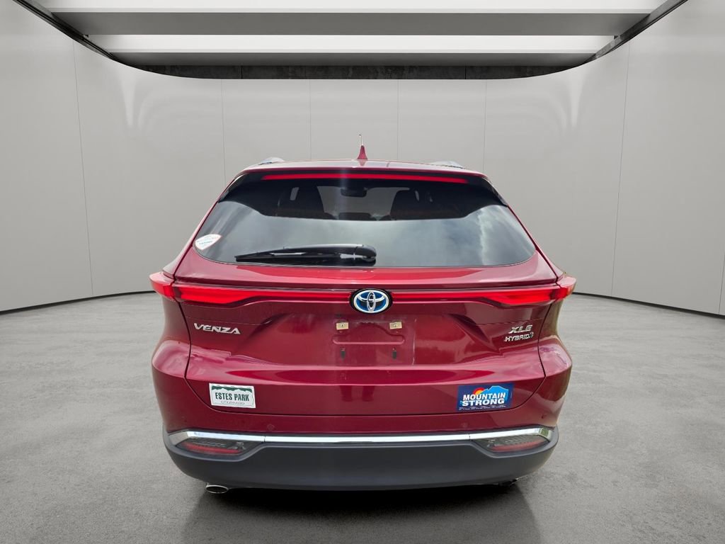 Used 2021 Toyota Venza XLE w/ Softex Package image 4