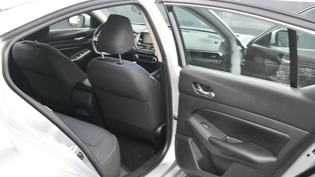 Used 2021 Nissan Altima 2.5 S FWD image 16