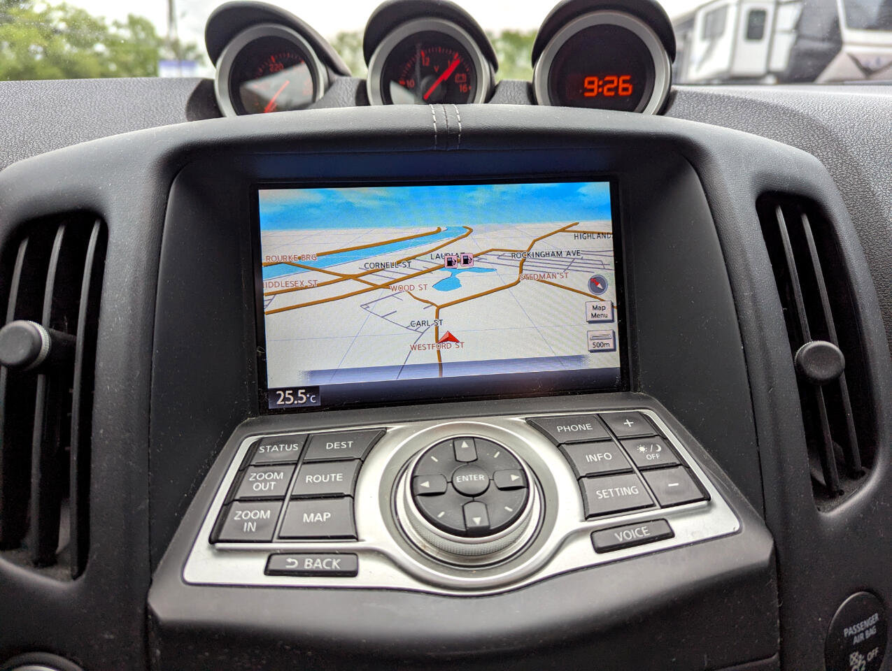 Used 2010 Nissan 370Z Touring w/ Sport Pkg image 21