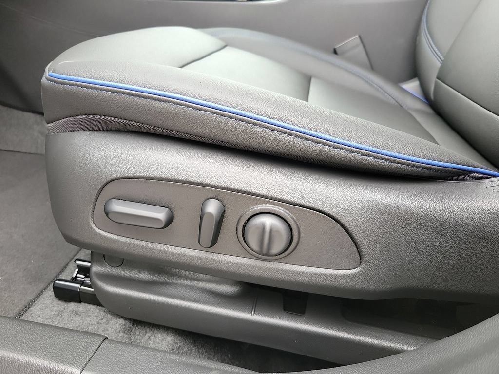 New 2026 Buick Envista Sport Touring w/ Convenience I Package FWD image 13