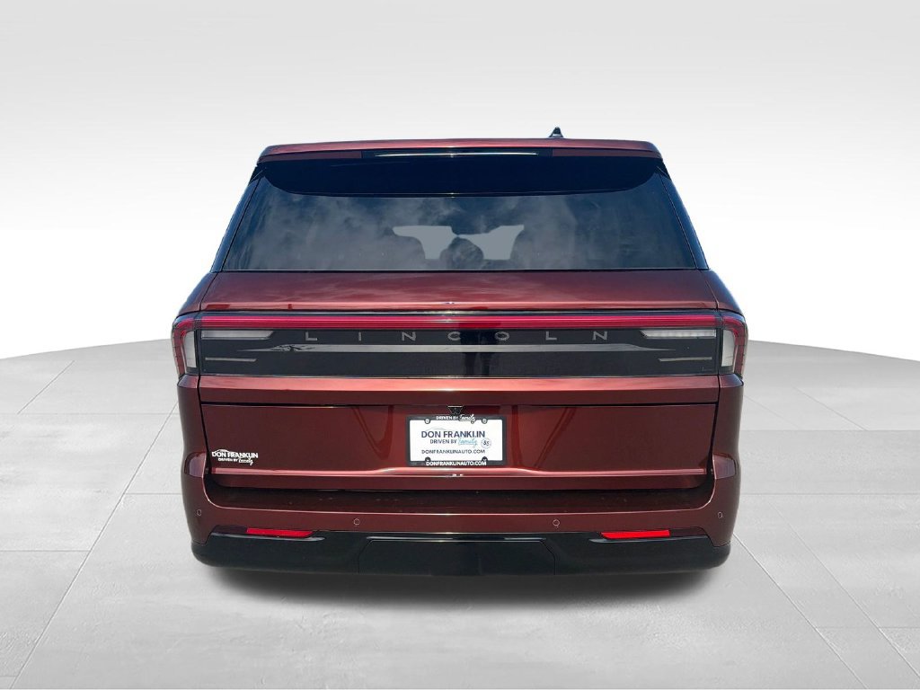 New 2027 Lincoln Navigator L Reserve w/ Jet Appearance Package AWD/4WD image 4