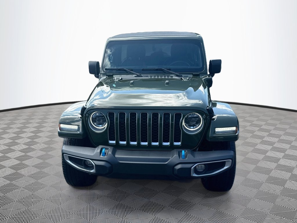 Used 2023 Jeep Wrangler Unlimited Sahara AWD/4WD image 2
