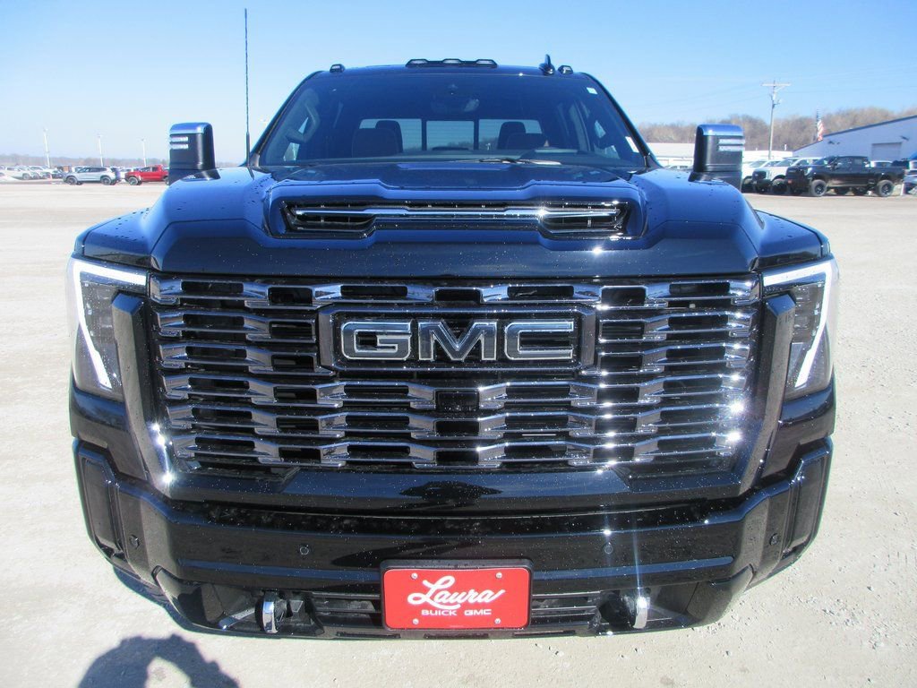 New 2026 GMC Sierra 2500 Denali Ultimate image 11