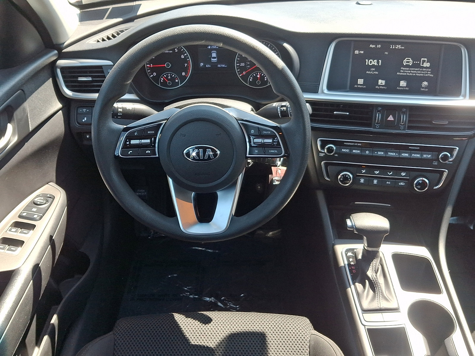 Used 2020 Kia Optima LX image 2